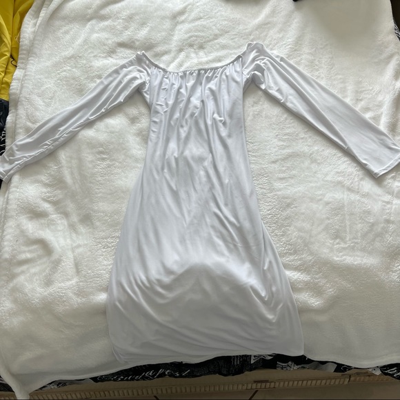 White of the shoulder bodycon dress - Picture 4 of 4